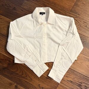 Vici Off-White Cropped Button-Up Shirt SZ M